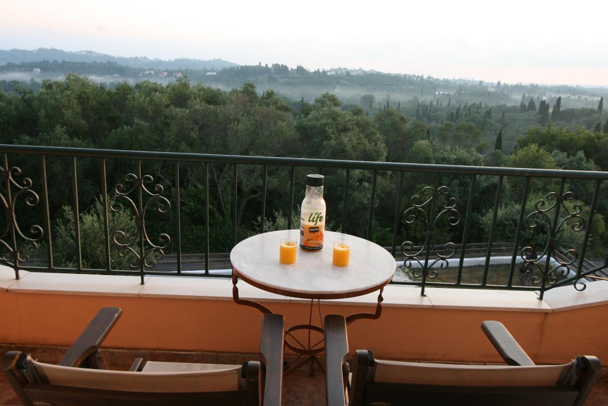 Corfu Quality Suite, Tranquility, Mountain & Sea Views Appartement *